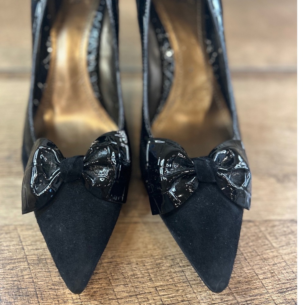 VICTOR ALFARO Black Suede Patent Bow Stiletto Heels Women's Size 8M - Picture 6 of 6
